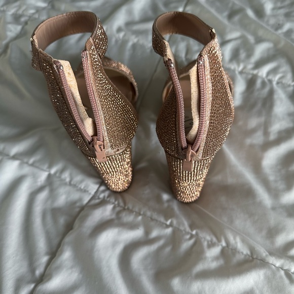 Windsor Rose Gold Bejeweled Heel - Picture 8 of 8